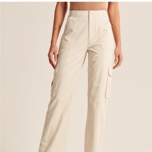 Abercrombie & Fitch Relaxed Cargo Pants